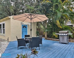 Toàn bộ căn nhà/căn hộ Ozona Studio With Shared Deck - Steps To Gulf! (Palm Harbor, Hoa Kỳ)