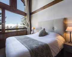 Hotel Mamie Courch (Courchevel, France)