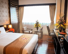 Hotel Ha Long Palace (Hong Gai, Vietnam)