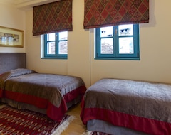Hotel Zagori Suites Luxury Residences (Vitsa, Greece)