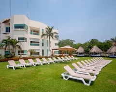Artisan Family Hotels and Resort Collection Playa Esmeralda (Veracruz Llave, Mexico)