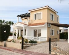Tüm Ev/Apart Daire Queens Paradise-Villa Anastasia (Coral Bay, Kıbrıs)