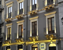 Oda ve Kahvaltı Etnea 454 Catania Luxury Rooms (Katanya, İtalya)