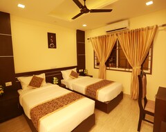 Hotel The Crescent Suites (Kochi, India)