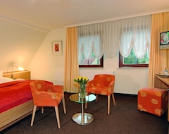Hotelli Die Krone Am Fluss - Landhotel Sindringen (Forchtenberg, Saksa)
