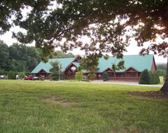 Toàn bộ căn nhà/căn hộ Spacious Cabin At The Grandview Lodge 3 Miles From Fall Creek Falls State Park (Pikeville, Hoa Kỳ)