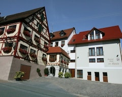 Khách sạn Gasthof zum Hirsch (Ehingen, Đức)