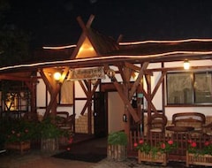 Khách sạn Zakątek Leśny (Wielka Nieszawka, Ba Lan)