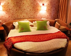 Hotel Serenity Holiday Inn (Hangzhou, China)