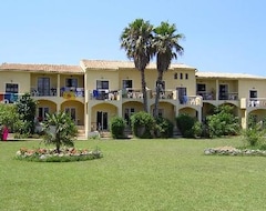 Khách sạn Koulouris Beach Hotel (Kavos, Hy Lạp)