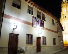 Hotelli Villa Y Corte (Ampudia, Espanja)