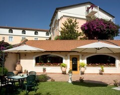 Hotel Mediterraneo (Qualiano, Italy)