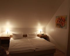Khách sạn Hotel Ummen (Barßel, Đức)