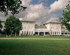Hotel Inn at Carnall Hall (Fayetteville, USA)