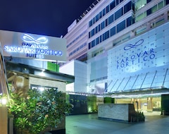 Khách sạn Davanam Sarovar Portico Suites (Bengaluru, Ấn Độ)