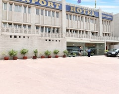 Khách sạn Airport Hotel (Delhi, Ấn Độ)