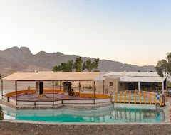 Khu cắm trại Meditation Village (Nuweiba, Ai Cập)