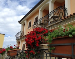 Hotelli Casa di Ospitalità Santa Scolastica (Castellabate, Italia)