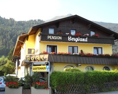 Khách sạn Gästehaus Bergland (Axams, Áo)