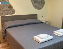Bed & Breakfast Tra Storia E Realta (Sardara, Ý)