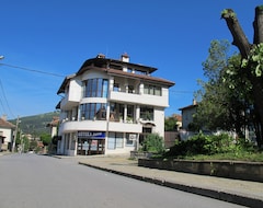 Otel Guest House Lefterova (Kotel, Bulgaristan)