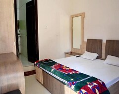 Khách sạn Varun Inn (Shivpuri, Ấn Độ)