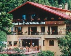 Hotelli Hotel Les Trois Vallées (L'Escarène, Ranska)