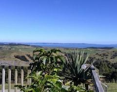 Bed & Breakfast Kaipara Views Eco Lodge (Auckland, New Zealand)