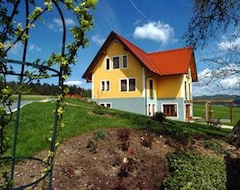 Casa rural Weingut Winzerhof Gastezimmer Grebenz (Großklein, Áo)