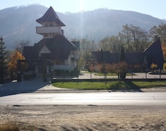 Guesthouse Castelul de Smarald (Piatra Neamt, Romania)