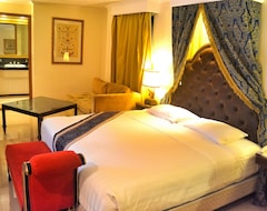 Hotel Subic Bay Venezia (Subic, Filipini)