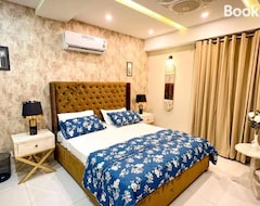 Toàn bộ căn nhà/căn hộ 1-bed Furnished Apartment (Lahore, Pakistan)