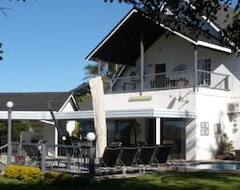 Dusk To Dawn Guesthouse (Piet Retief, South Africa)