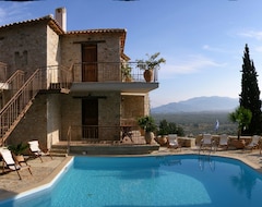 Khách sạn Anigraia Luxury Apartments (Paralio Astros, Hy Lạp)