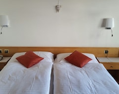 Khách sạn Hotel Parnass (Zermatt, Thụy Sỹ)
