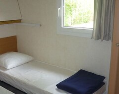 Cijela kuća/apartman Mobile Home Near The Lake And The Atlantic Ocean In A Small Family Campsite (Carcans, Francuska)