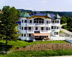 Hotel Kamptalschlössl (Plank am Kamp, Austria)