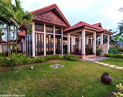 Khách sạn Borneo Beach Villas (Kota Kinabalu, Malaysia)