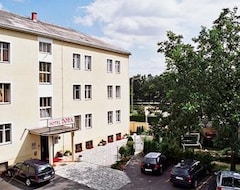 Hotel Dora (Zagreb, Croatia)