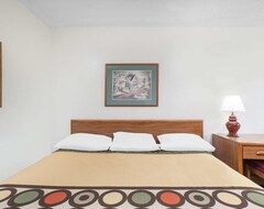 Hotel Super 8 By Wyndham Queensbury Glens Falls (Queensbury, USA)