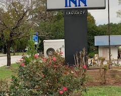 Khách sạn Green Garden Inn (Greensboro, Hoa Kỳ)