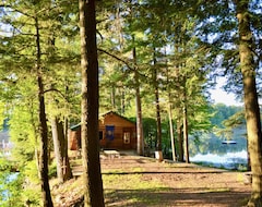 Entire House / Apartment Lake Cabin - Timeless Beauty Nestled 15' Feet Away From Water On 150' Peninsula (Antigo, USA)