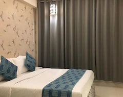 Khách sạn OYO 14717 Corona House (Nagpur, Ấn Độ)