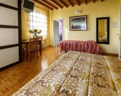 Bed & Breakfast La Fossetta B&B (Torrile, Ý)