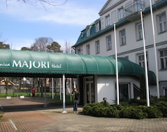 Otel Majori (Jūrmala, Letonya)