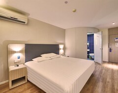 Hotel Hanting  Huichun Business Street (Hunchun, China)