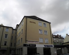 Khách sạn Garagen-Hotel (Munich, Đức)
