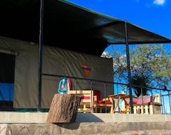 Khách sạn Mwanga Campsite (Taveta, Kenya)