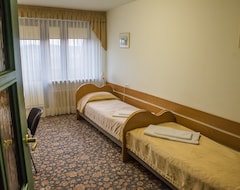 Hotelli Hotel CSW Energetyk (Naleczów, Puola)