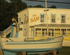 Pansion Auberge du Café chez Sam (Baie-Sainte-Catherine, Kanada)